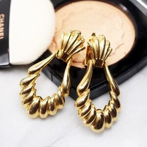 ⚜️ Vintage PAOLO GUCCI Shell Doorknocker Earrings